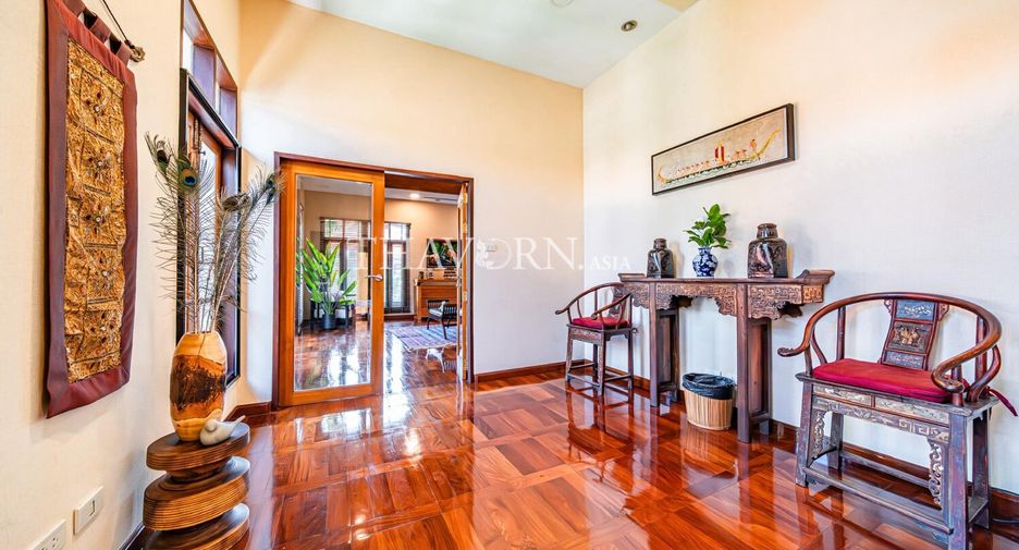 À vendre 3 chambres maison à Na Jomtien, Pattaya