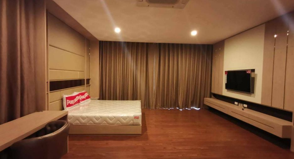 ให้เช่า 4 เตียง บ้านเดี่ยว ใน บางนา, กรุงเทพฯ