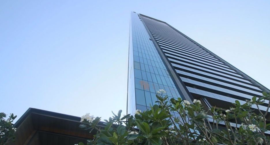 For sale 2 bed condo in Khlong San, Bangkok