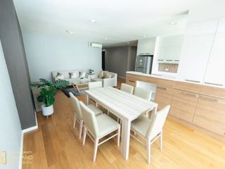 For rent and for sale 2 bedrooms condo in Watthana, Bangkok