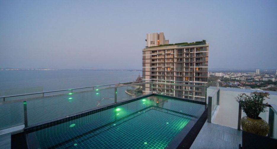 À vendre 3 chambres condo à North Pattaya, Pattaya