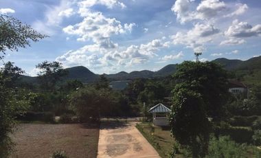 À vendre hôtel à Pak Chong, Nakhon Ratchasima