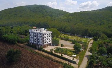 À vendre hôtel à Pak Chong, Nakhon Ratchasima