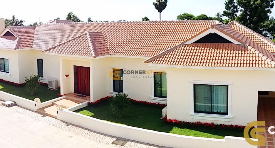 For rent and for sale 4 bedrooms house in East Pattaya, Pattaya