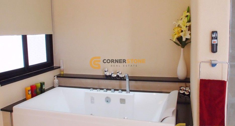 For rent and for sale 4 bedrooms house in East Pattaya, Pattaya