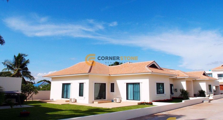For rent and for sale 4 bedrooms house in East Pattaya, Pattaya