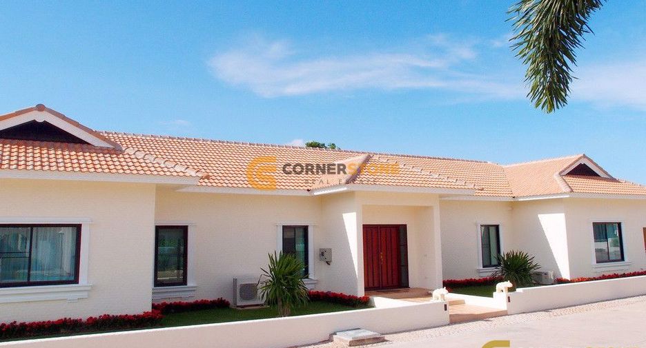 For rent and for sale 4 bedrooms house in East Pattaya, Pattaya