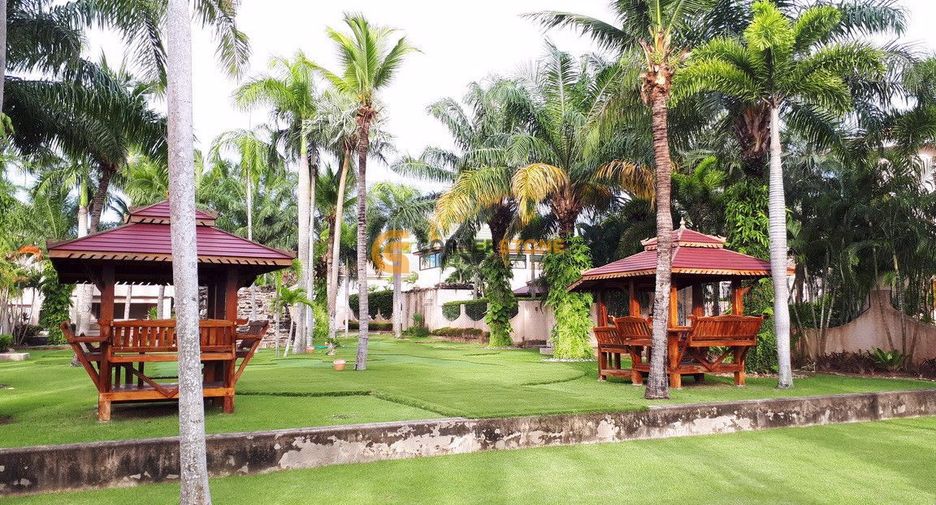 For rent and for sale 4 bedrooms house in East Pattaya, Pattaya