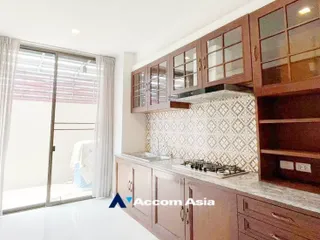 For rent そして for sale 3 Beds townhouse in Khlong Toei, Bangkok