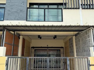 For sale 2 Beds townhouse in Mueang Pattani, Pattani