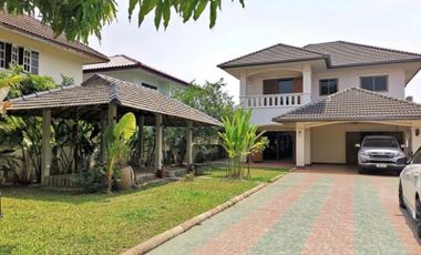 For rent 6 bed house in Mueang Chiang Mai, Chiang Mai