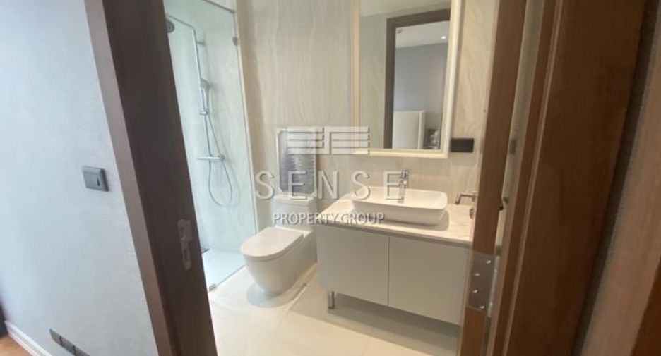 For rent 3 bedrooms condo in Watthana, Bangkok