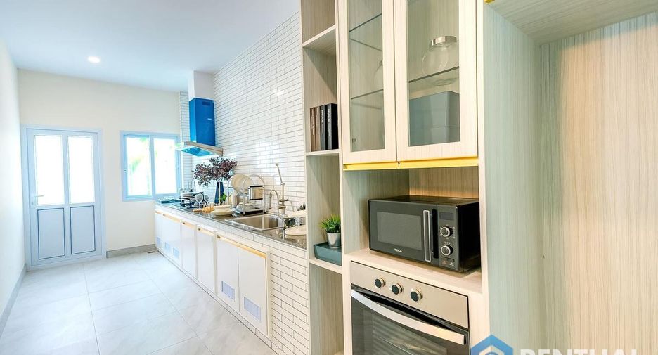 Haus zum Kauf mit 5 Zimmer in Bang Lamung, Chonburi