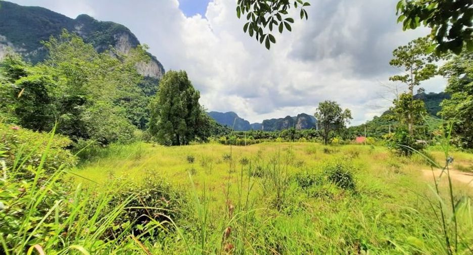 À vendre terrain à Mueang Krabi, Krabi