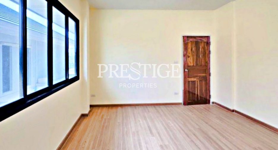 For sale 3 bedrooms house in Bang Lamung, Chonburi