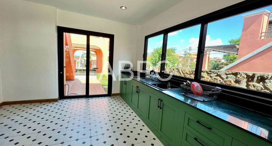 For rent and for sale 3 bedrooms house in Bang Lamung, Chonburi