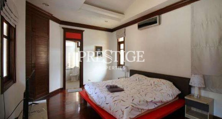Haus zum Kauf mit 4 Zimmer in Bang Lamung, Chonburi