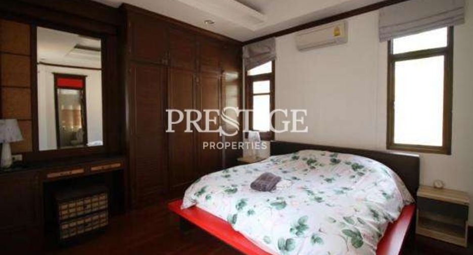 Haus zum Kauf mit 4 Zimmer in Bang Lamung, Chonburi