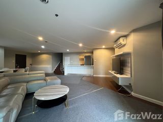 For sale 5 Beds condo in Huai Khwang, Bangkok