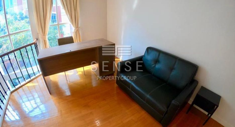 For rent 4 bedrooms townhouse in Ratchathewi, Bangkok