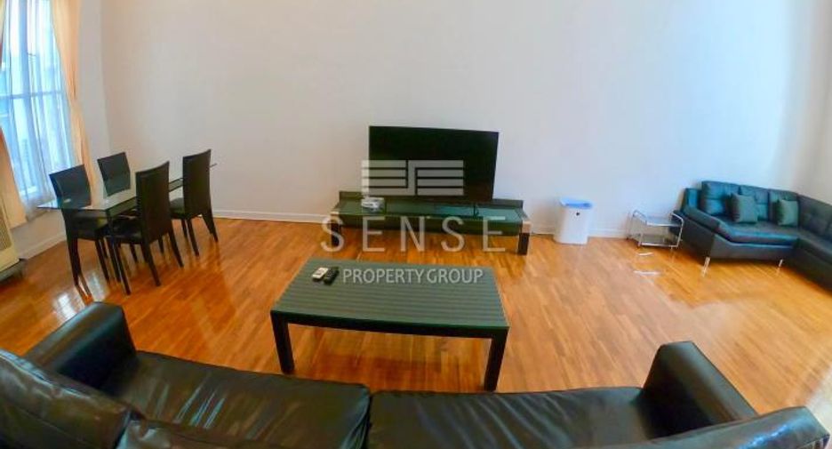 For rent 4 bedrooms townhouse in Ratchathewi, Bangkok