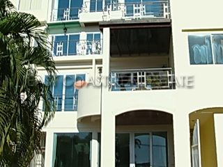 出售 8 卧室 商业空间 在 Bang Lamung, Chon Buri