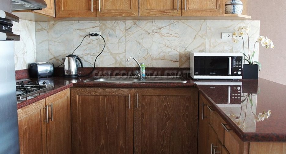Gewerbefläche zum Kauf mit 8 Zimmer in Bang Lamung, Chonburi