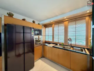 Продажа 3 спальни кондо в Na Jomtien, Паттайя