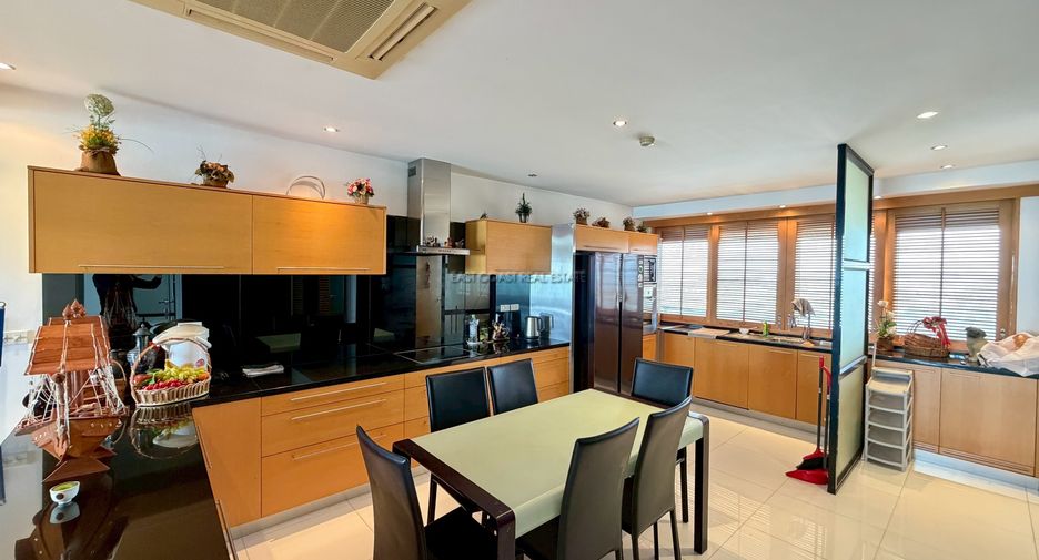 À vendre 3 chambres condo à Sattahip, Chonburi