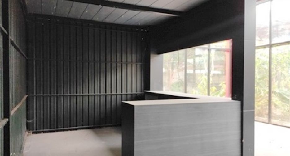 For sale office in Mueang Sisaket, Sisaket