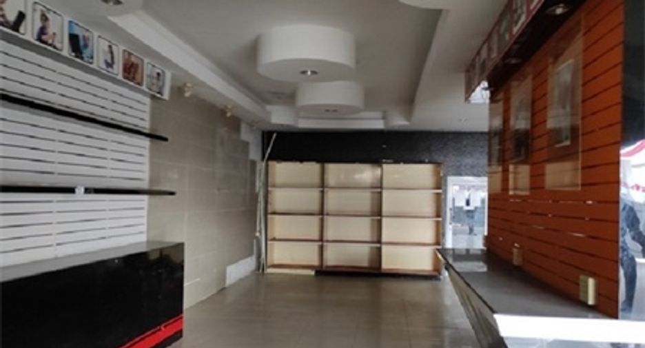 For sale office in Mueang Sisaket, Sisaket