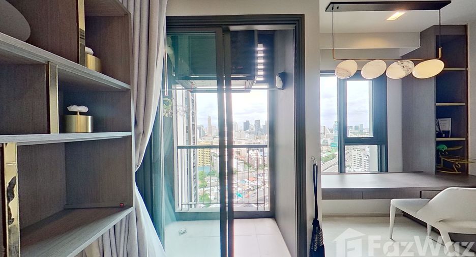 For sale studio condo in Pathum Wan, Bangkok