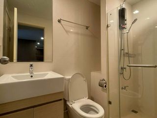 For sale 1 Beds condo in Khlong Toei, Bangkok