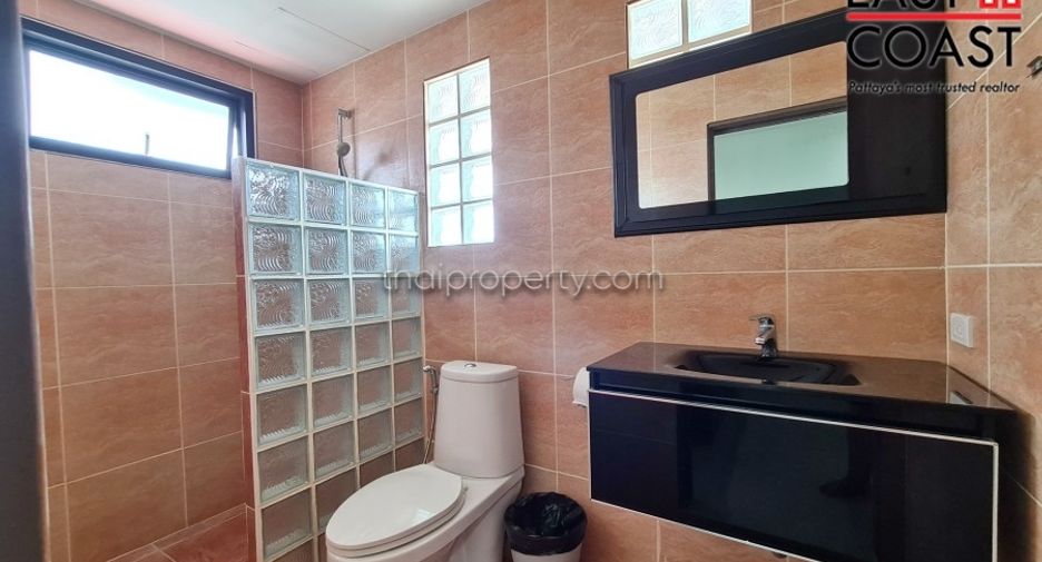 For sale 6 ベッドルーム house in Bang Lamung, Chonburi