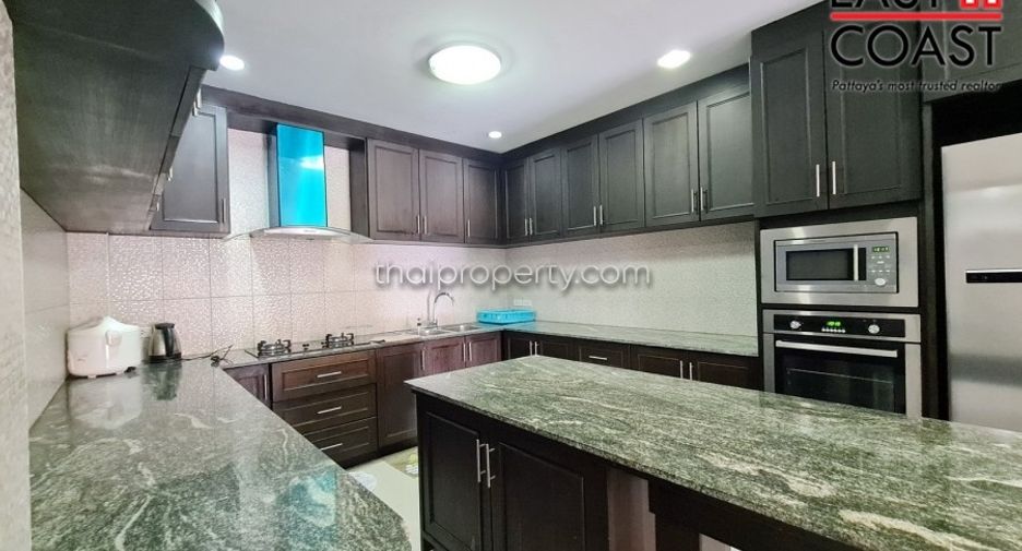 For sale 6 ベッドルーム house in Bang Lamung, Chonburi
