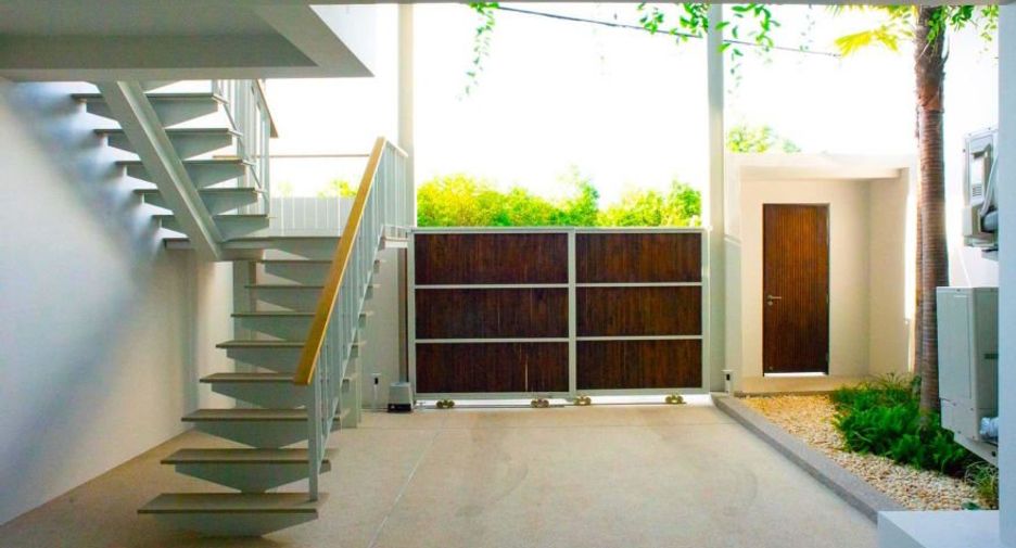 For rent and for sale 3 bedrooms villa in Thalang, Phuket