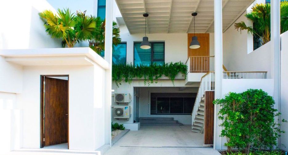 For rent and for sale 3 bedrooms villa in Thalang, Phuket