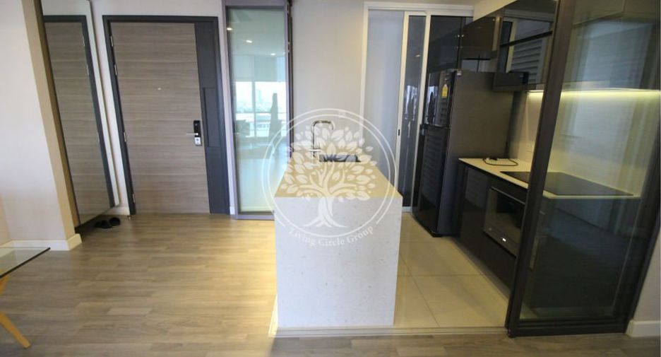 For rent and for sale 2 bedrooms condo in Sathon, Bangkok