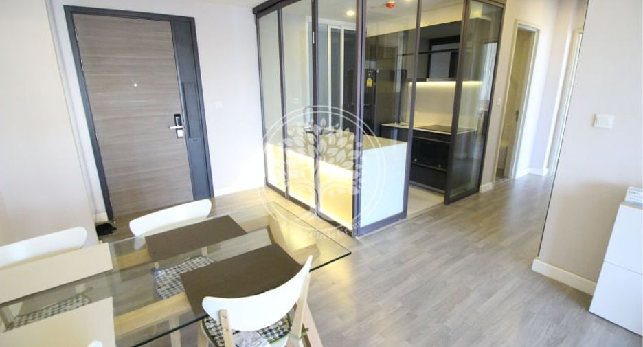 For rent and for sale 2 bedrooms condo in Sathon, Bangkok