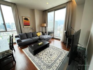 À vendre 2 chambres condo à Watthana, Bangkok