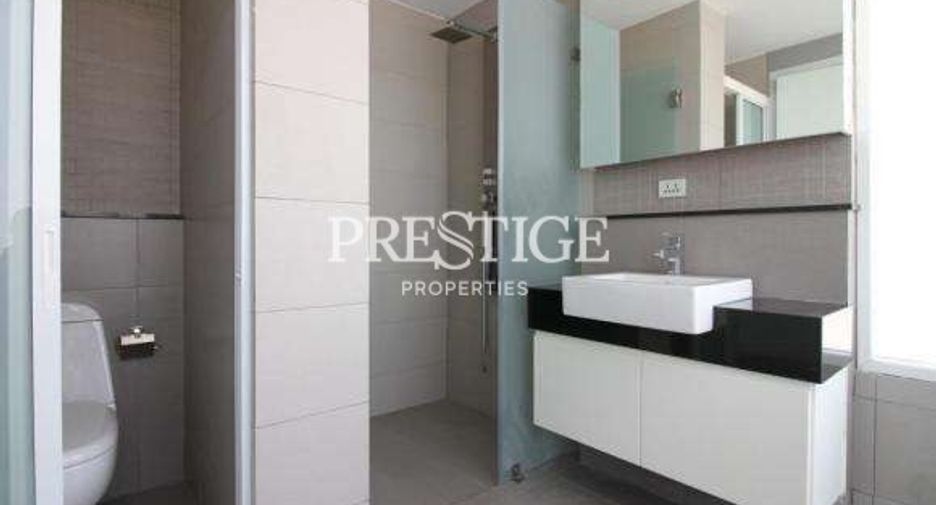 For sale 3 bedrooms condo in Central Pattaya, Pattaya