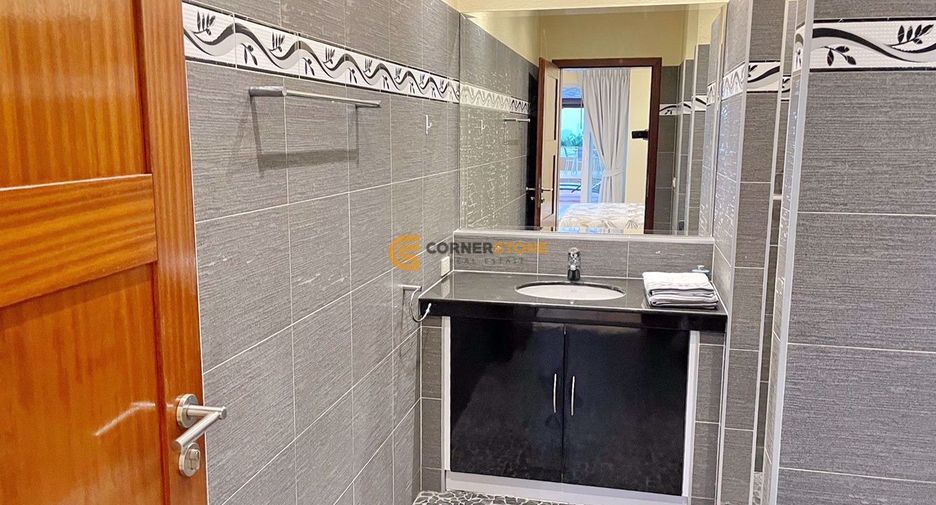 Haus zur Miete und zum Kauf mit 4 Zimmer in Bang Lamung, Chonburi