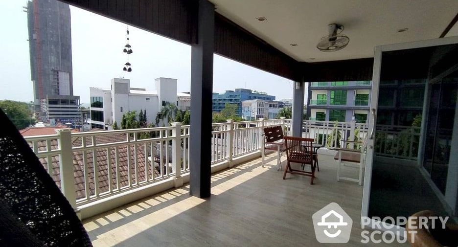 For rent 5 bed villa in Bang Lamung, Chonburi