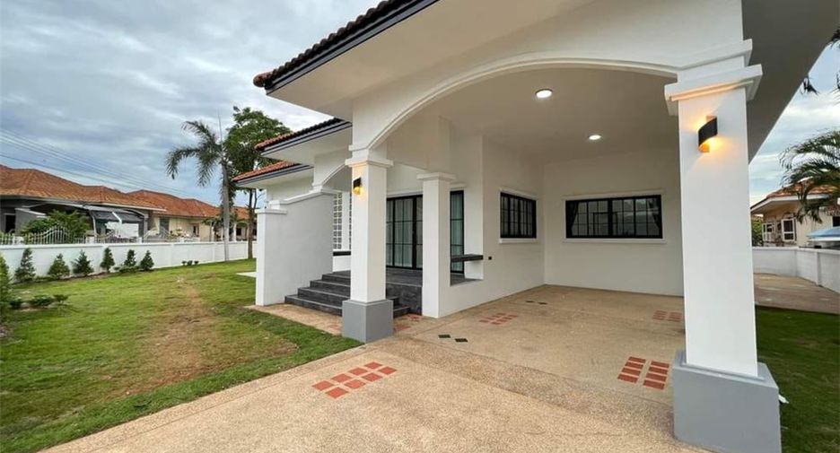 For sale 3 bed house in Bang Lamung, Chonburi