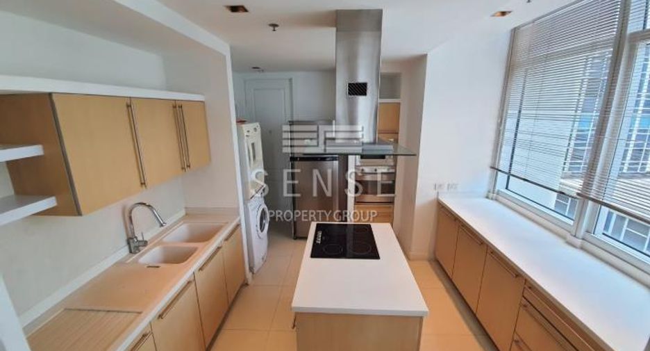Condo en alquiler de 3 habitaciones en Pathum Wan, Bangkok