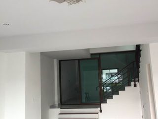 For rent 3 bed office in Wang Thonglang, Bangkok