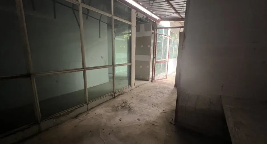 For rent retail Space in Watthana, Bangkok