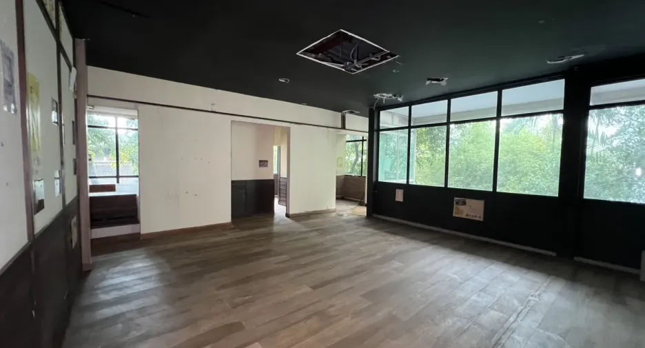For rent retail Space in Watthana, Bangkok