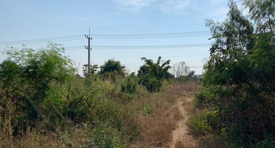 Terreno en venta en San Kamphaeng, Chiang Mai