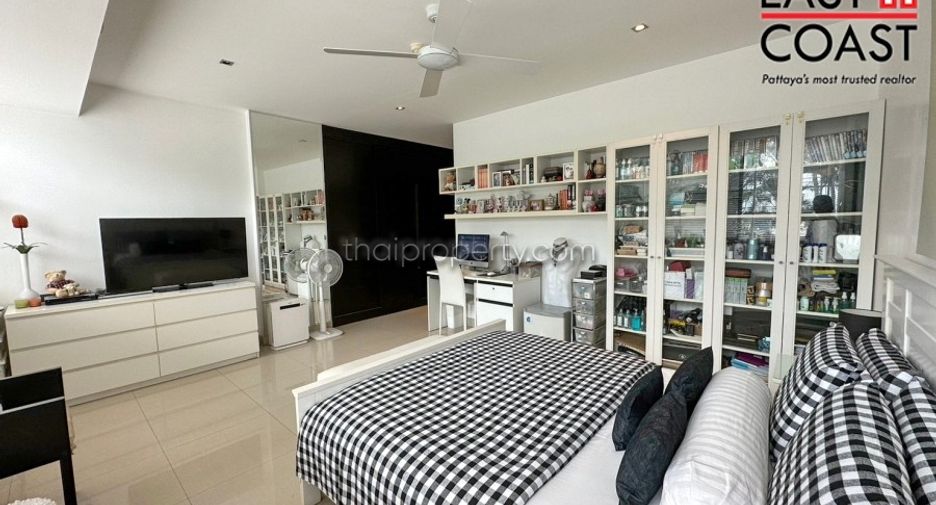 For sale 2 ベッドルーム condo in Bang Lamung, Chonburi